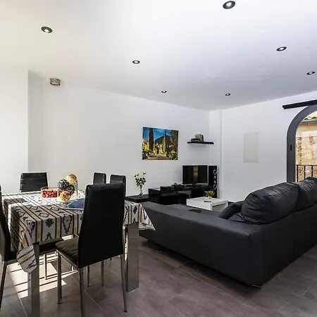 Дом отдыха Townhouse Calvari By Homevillas360 Польенса